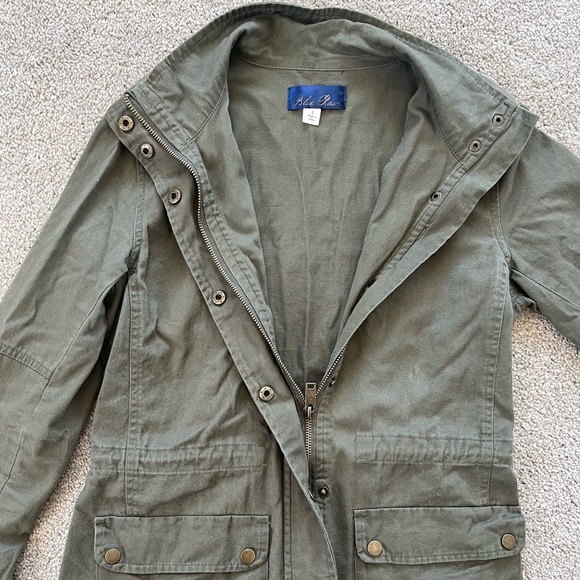 Green Military Jacket from Francesca’s - Picture 4 of 10